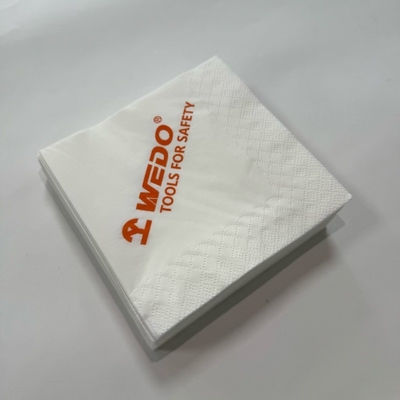 21×21cm Folded Paper Dinner Napkins Customized 1/4 Fold Napkin Paper White