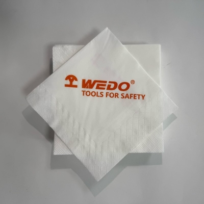21×21cm Folded Paper Dinner Napkins Customized 1/4 Fold Napkin Paper White